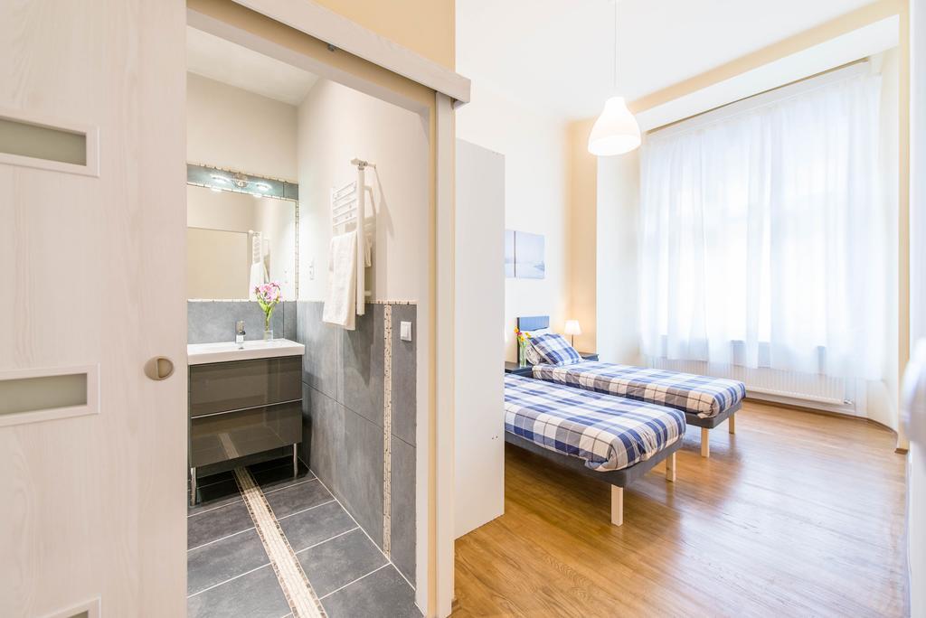 Api Flat Lägenhet Budapest Exteriör bild